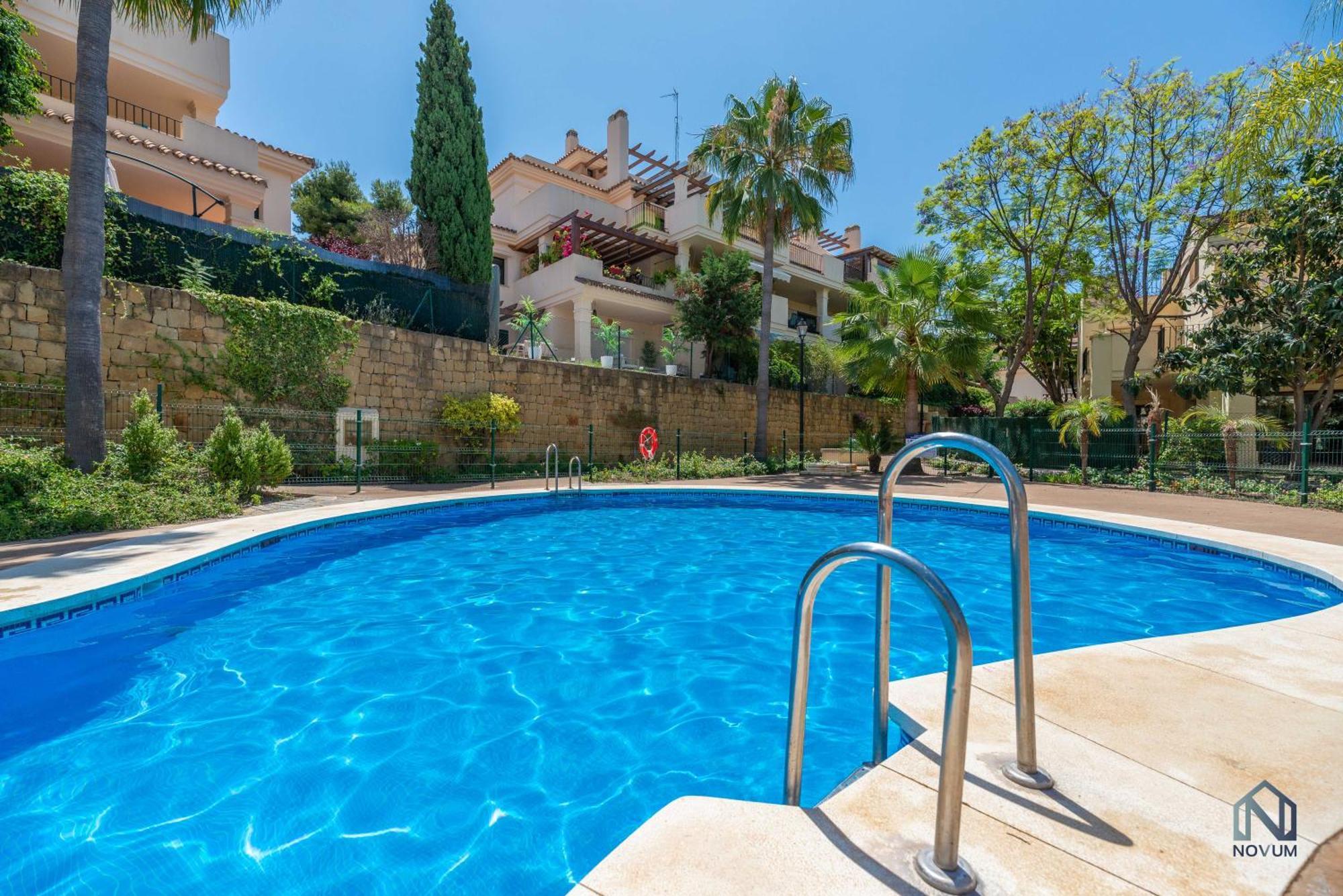 Apartment Modern And Spacious 2 Bdrm Penthouse With 3 Pools Marbella